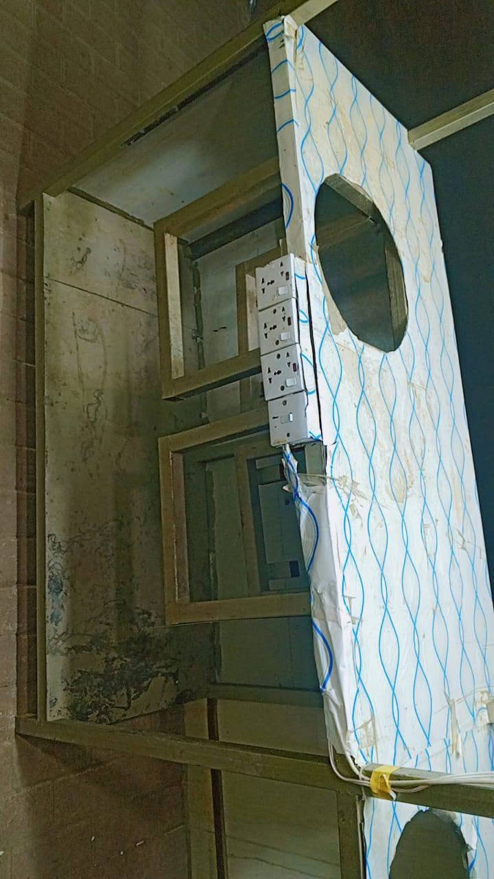 ✨ للبيع عربانه جديد بحالة ممتازة 
للبيع عربانه حديد ثقيل أنيق وتصميم عملي، جديد ولم يُستخدم، مناسب للبلبي او باجله أو كنافه ويمنح مساحة تخزين وعرض مرتبة وجميلة.
مكاني الرمادي 📞 للاستفسار والاتصال: ‏‪***********
