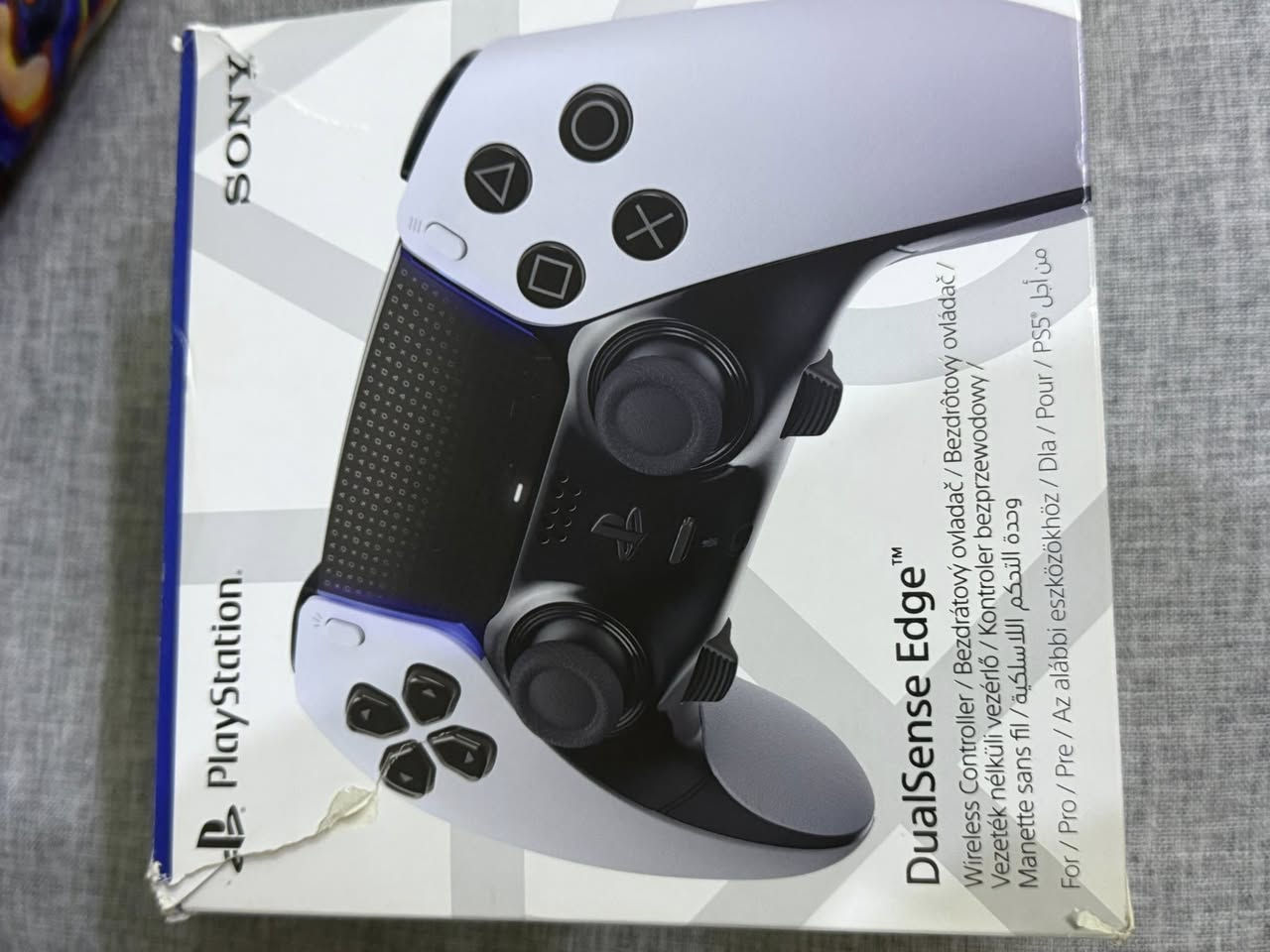 سلام عليكم عندي جوستك بلي 5 احترافي للبيع نهايتة قفل قفل 185 استعمال شهرين شرط الفحص غراضة كلهن كاملات وشكرا
***********
