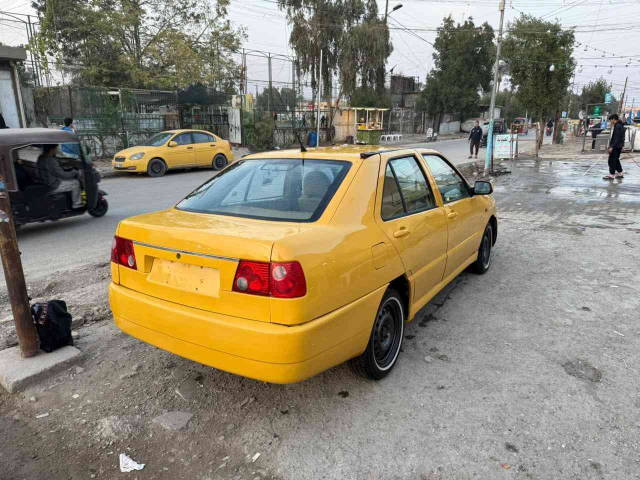 السلام عليكم شيري كوين 2009 محور كير ومكينه كورلا السياره معمره بدون ضربه ومصبوغه عام بدون دواخل كهربائيات تبريد محرك خير من الله دوشمه ارضيه تنته كله جديد السعر 37 المكان بغداد الشعله رقم ***********
