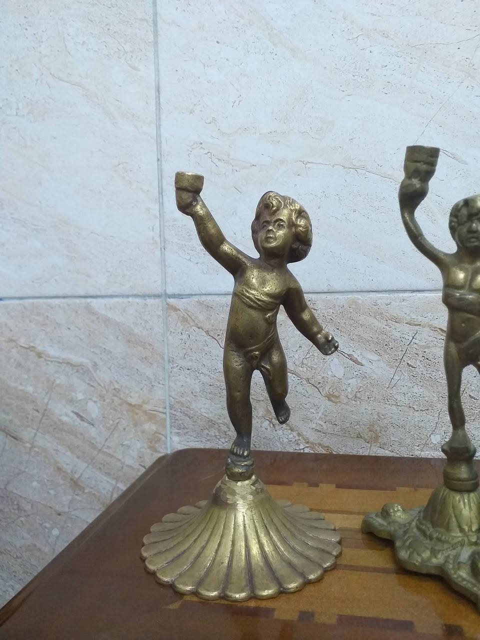 السلام عليكم ورحمة الله وبركاته جبنالكم احلى تماثيل مال ايام زمان نظافة عامة وزن ثقيل جدا مكان موصل يوجد توصيل كافه محافظات العراق السعر خاص رجاءأ


**إذا كنت صاحب هذا الإعلان وتريد حذفه لأي سبب، رجاءا أرسل رسالة إلى الدعم الفني**