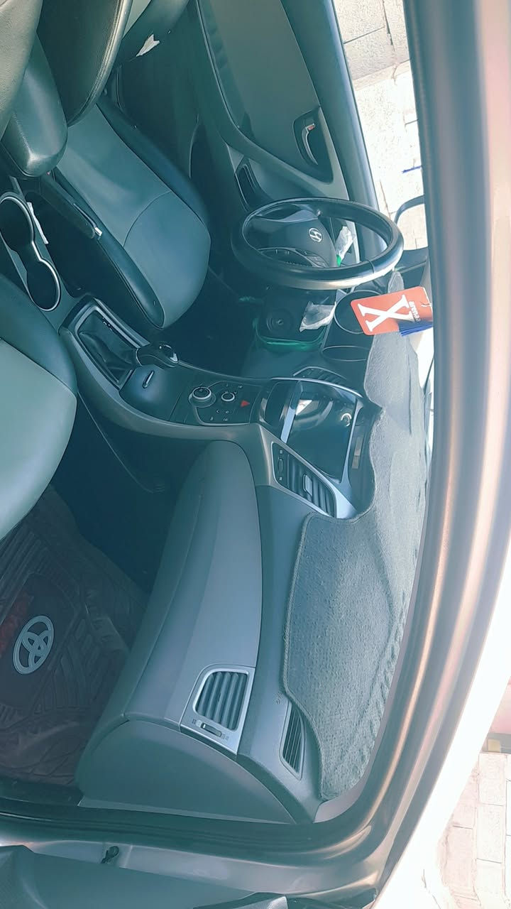 سلام عليكم النترا 2016 وارد مريكي بيه تلث قطع بدون دواخل وهاذا رقم تلفوني 0781632476   وسعر 110 وبيه 
مجال
