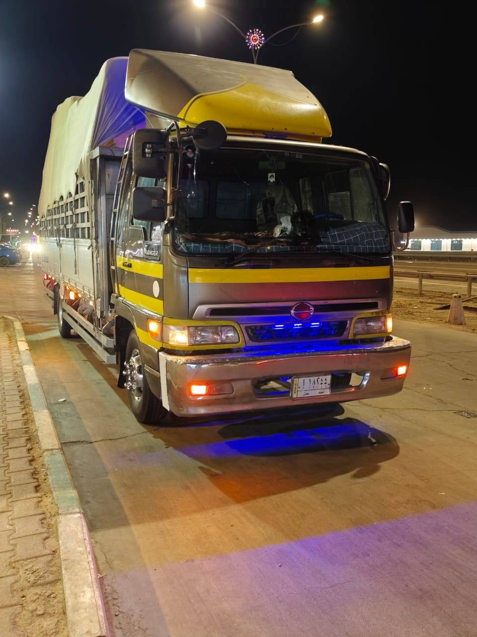 هينو انكر للبيع طول سته وربع بلاد سياره جاهزه مكلف ب النشر اتصل على رقم راعيه 
***********
