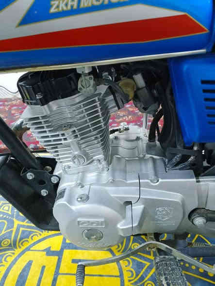 السلام عليكم دراجة ايراني موديل 2025 تايكر اربعة كير اوراق اصولية كهربائيات شغالة كلها صالصنة كاتم مكينة مامفتوحة دراجة جاهزة من كلشي السعر 650 عنواني بغداد الشعلة
***********
***********
