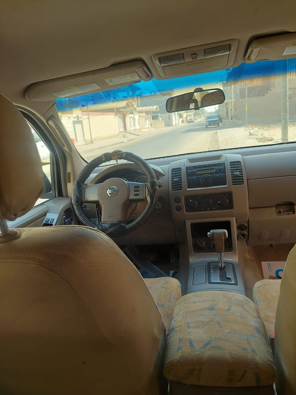 🚗 نيسان باثفندر 2008 (وارد أمريكي) - للبيع فقط 🚗
 الموديل: 2008
 المحرك: 6 سلندر (الحجم الوسط)، محرك وكير وتبريد بشرط الجاهزية والفحص 100%.
 الرقم: رقم نجف ألماني، السيارة بإسمي والتحويل أو المداورة ثاني يوم مضمونة.
🛠️ حالة البدي والحادث:
 الحادث خلفي ومصلح بأمريكا (البجم كبس بلادي ما واصلة أي شي).
 السيارة بنظافة حلوة وجاهزة من كلشي وما تحتاج أي مصروف، حدادية وتخم تايرات كاملة.
💵 السعر والمكان:
 السعر المطلوب: 90 ورقة (9,000$) وبيه مجال للشراي الطيب واليبشر بالخير.
 مكان التواجد: النجف الأشرف.
⚠️ ملاحظة مهمة جداً:
السيارة للي يدور نظافة ويستخدم، والي تعجبه السيارة على راسنا ونخليه بعيونا، والي ما تعجبه هم على راسنا ونخليه بعيونا.
📥 ملاحظة: ما متواجد على الفيسبوك والتعليقات، الي يحب يستفسر أو يجي يشوف السيارة يتصل اتصال مباشر أو يراسلني واتساب:
📞 رقم الهاتف / واتساب: ***********
