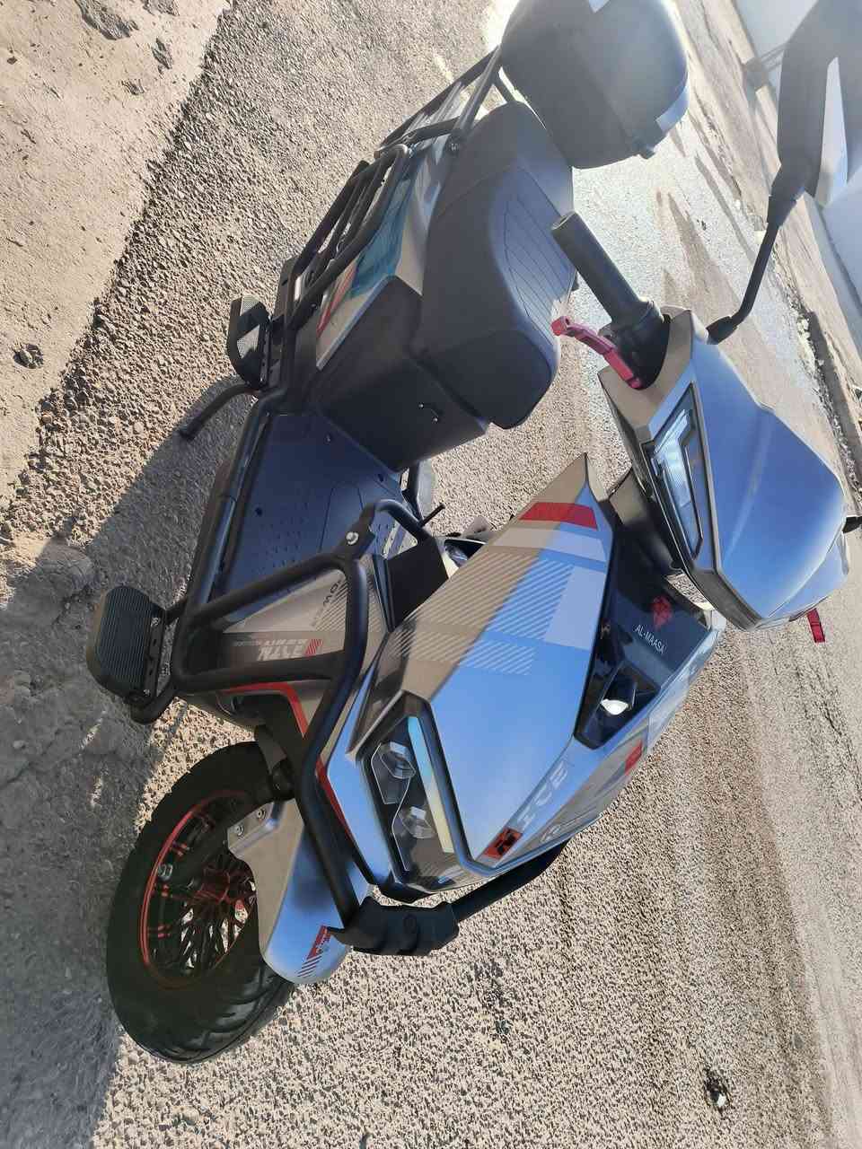 سلام عليكم البيع موطور شبح شركة الماس بعده جديد مستخدم شي قليل جدا ألون مميز جدا موديل 26 أخو جديد 6بطاريات شرط فحص سعر 750 مكان الرمادي التاميم الاتصال على رقم الهاتف ***********
