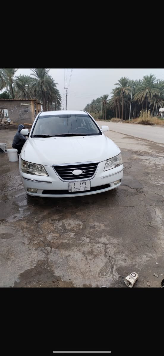 سوناتا موديل 2009 خليجي مكينه 2400 5 كير سونار مرفق بلمنشور رقم الهاتف *********** السعر ١٠٧
