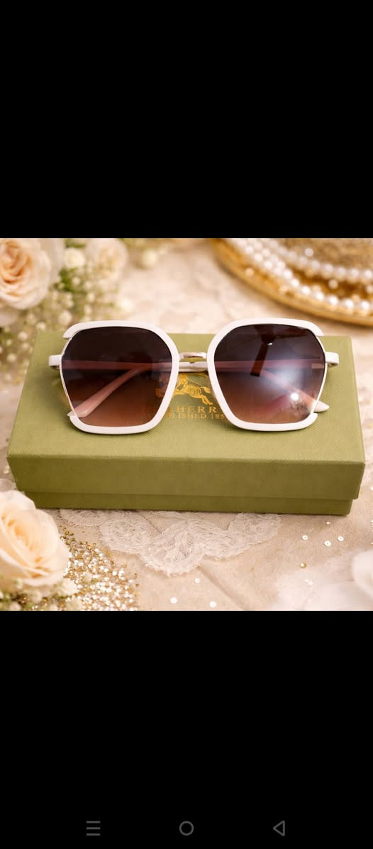 السلام عليكم نضارات شمسيه نسائي العدد تسعه كله يوفي وبليرايز دزاينات حلوه ابيعهن كلهن احسبهن بسعر الجمله ومفرد هم ابيع


**إذا كنت صاحب هذا الإعلان وتريد حذفه لأي سبب، رجاءا أرسل رسالة إلى الدعم الفني**