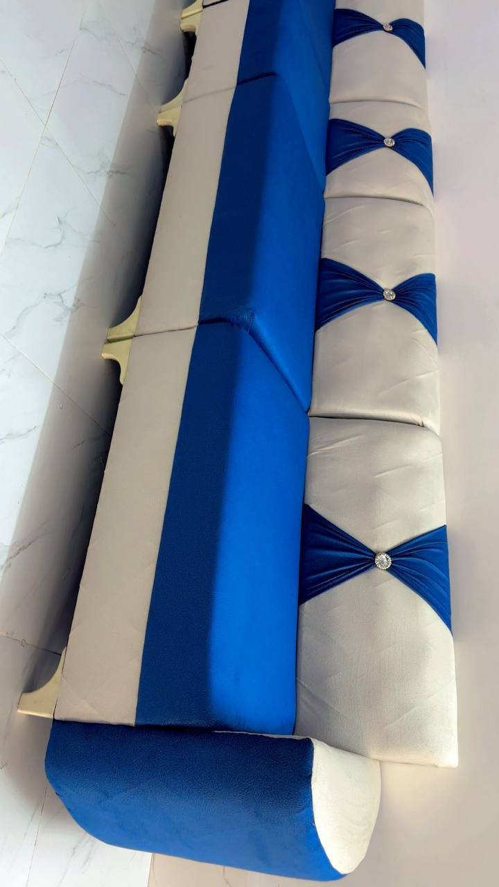 قنفه مستعمل 10 نفرات مغلف
السعر: 190 الف بيه مجال
الخشب ولاسفنج كلش زين درجه اوله واحد عراق
عنوان اربيل مامزاوه
يوجد عندنه خدمه توصيل في اربيل و موصل فقط
للتواصل ***********/*********** 
الرقمين عليهم واتساب
