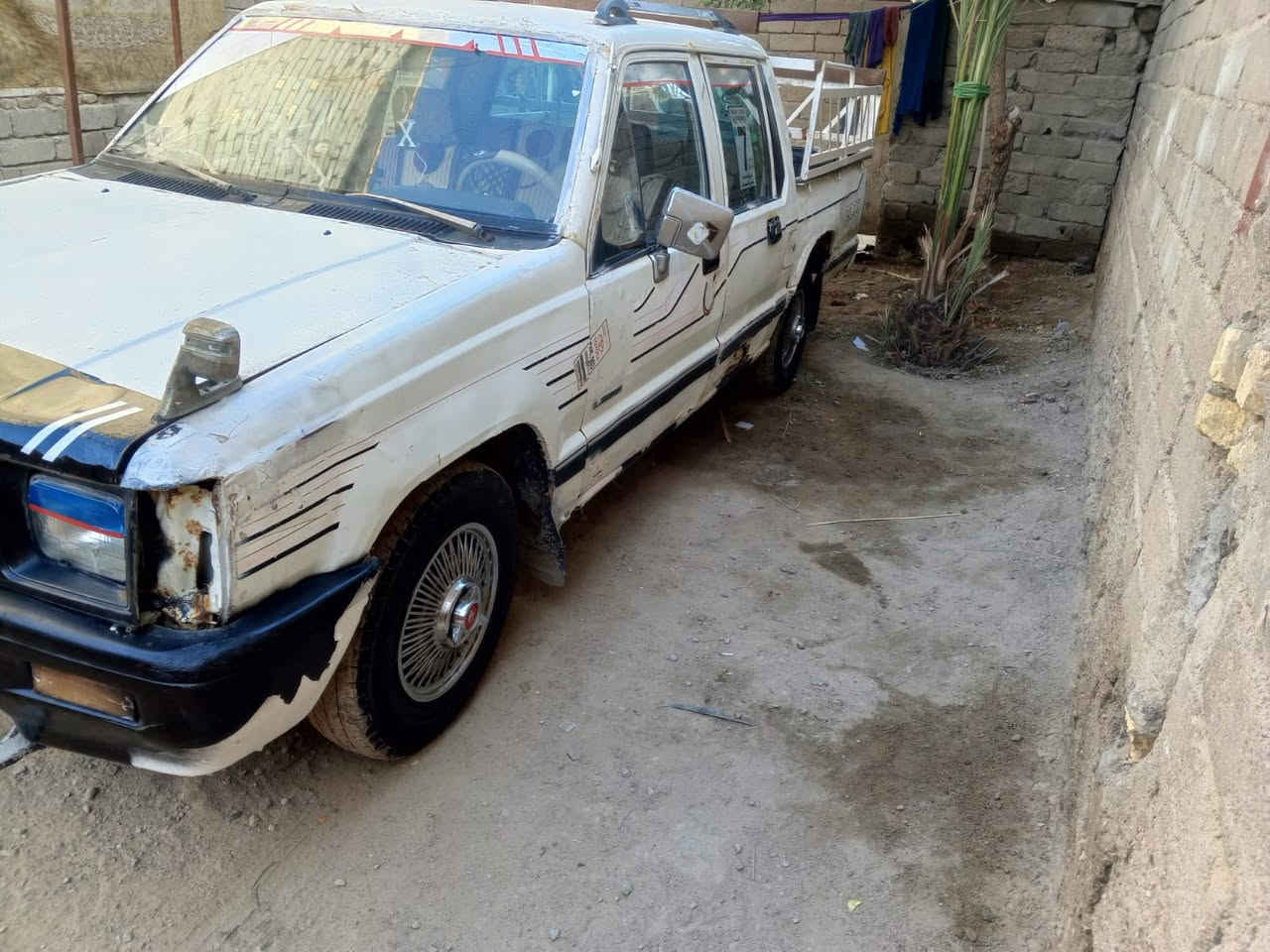 سلام عليكم بيكم البيع وسعر 22 وبيه مجال وسنويه كارتونيه وصاحبه يريد تحويل ورقم بصره مكينته بلاد ***********
