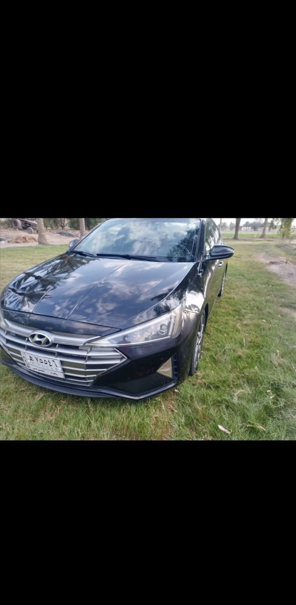 النترا 2019 سبورت وارد كندي فول مواصفات كير at ثلاث وضعيات قياده معروفه مواصفات السبورت محرك 2000الحادث الجاملغ من جها السايق وربع من البنيد بدون أي دواخل بدون أيرباك وأكو سونار السعر 135وبيه مجال بسيط المكان جنوب بغداد ***********
