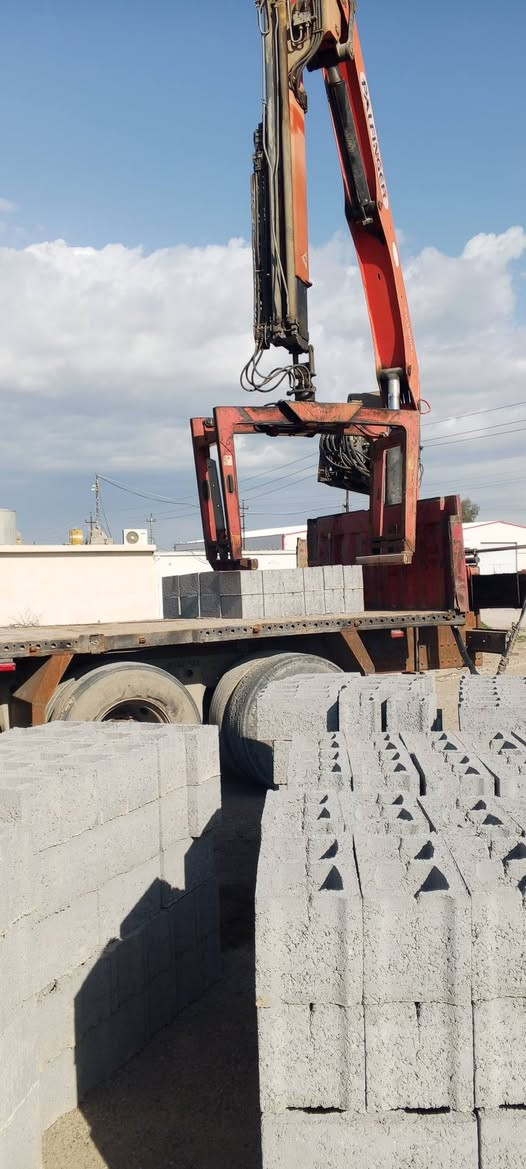 موديل ٩٠ / محرك 143 بي بخار كرين 16000 جاهز شغل شرط تحويل سعر٢٤٠/ ***********
