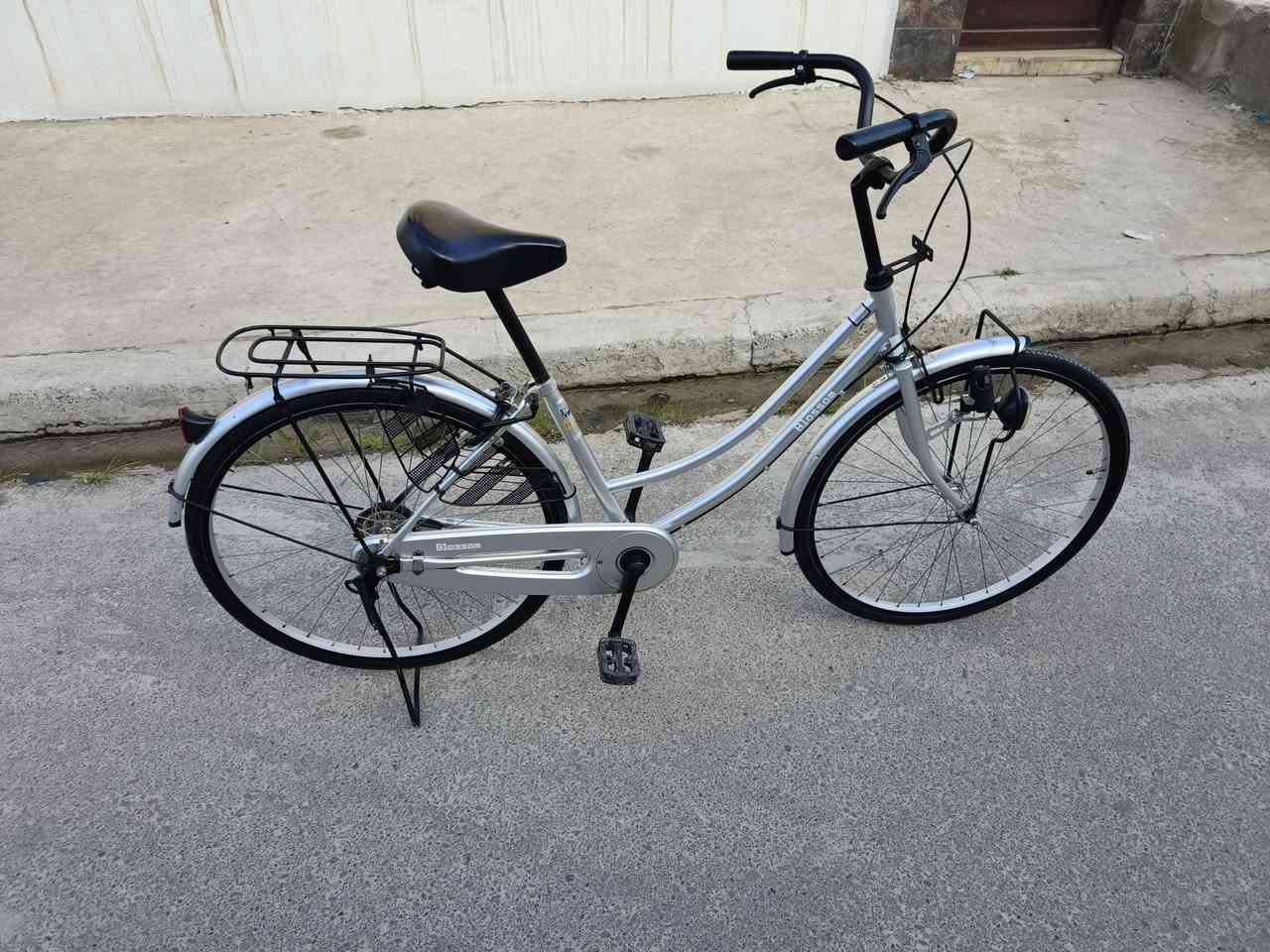 بايسكل للبيع نظافة فول السعر 100 وبيي مجال للطيبين


**إذا كنت صاحب هذا الإعلان وتريد حذفه لأي سبب، رجاءا أرسل رسالة إلى الدعم الفني**