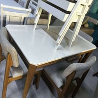 ميز طعام البيع  07771516259