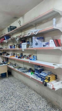 رف للبيع 25 قطعة 4 ونص متر  عنواني بغداد  الكاظمية  07719425268