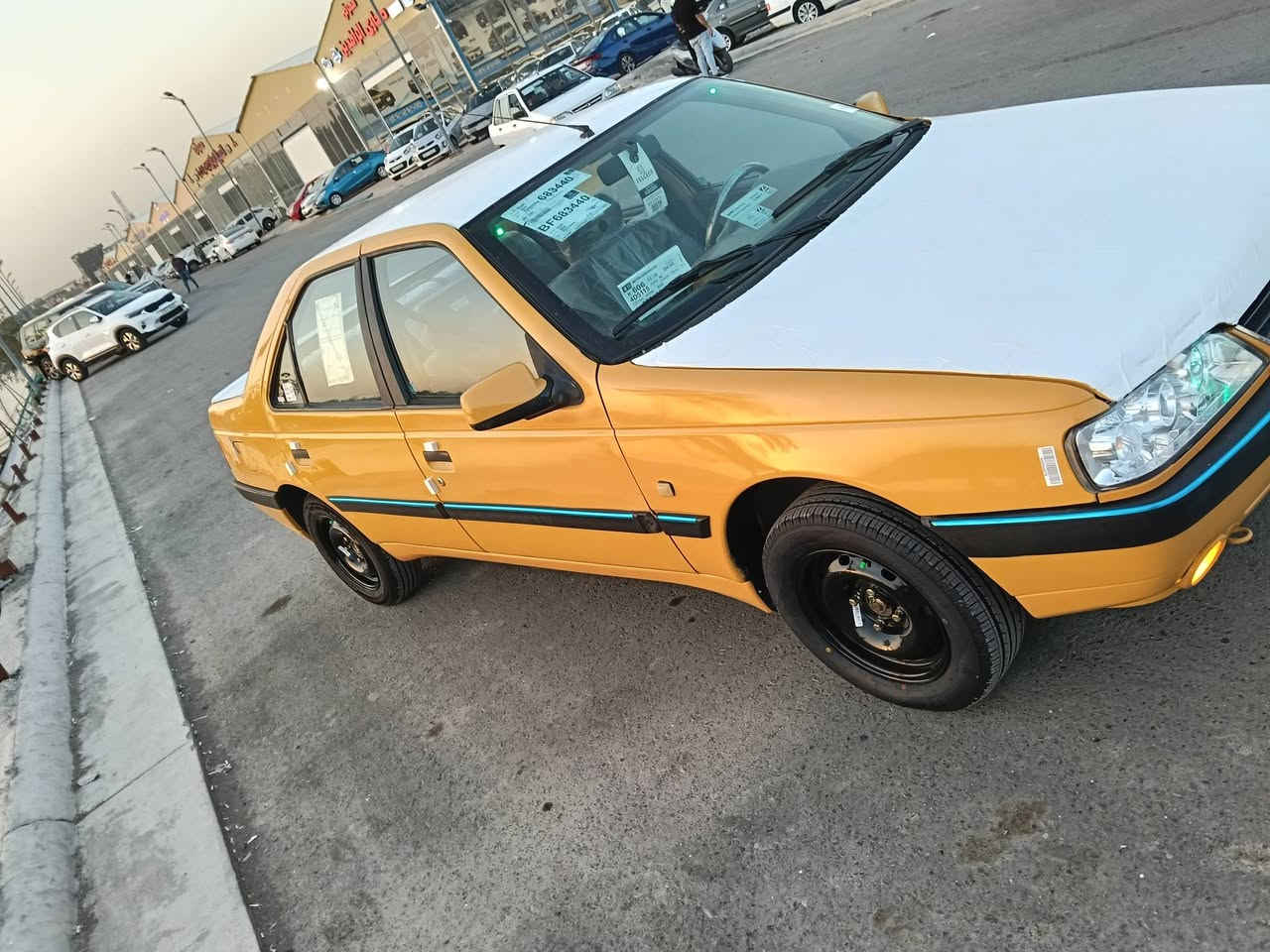 السلام عليكم بيجو لميس 2016 دشبول عالي السياره كفاله عامه ما عدة جاملغ امامي مصبوغة بدون ضربه سيارة وضع شركه كله بلاد حتى دعاميات بلاد لاخياس بيه ولا تنكيد بيه سياره احلى من الصور تجي وشوف بعينك هيئه غرامات مصفره تحويل ثاني يوم صفاح موس شرط تراي زيرو كير مكينه جدد صدر امامي خلفي جديد تدفئه تبريد ثلج تخم تاير جديد باتري جديد سياره جاهزة للخير كبل للشارع السعر خاص وتدلل ولموشراي لايتصل فدوه الوجك المكان بغداد حي القاهرة للاستفسار ***********
