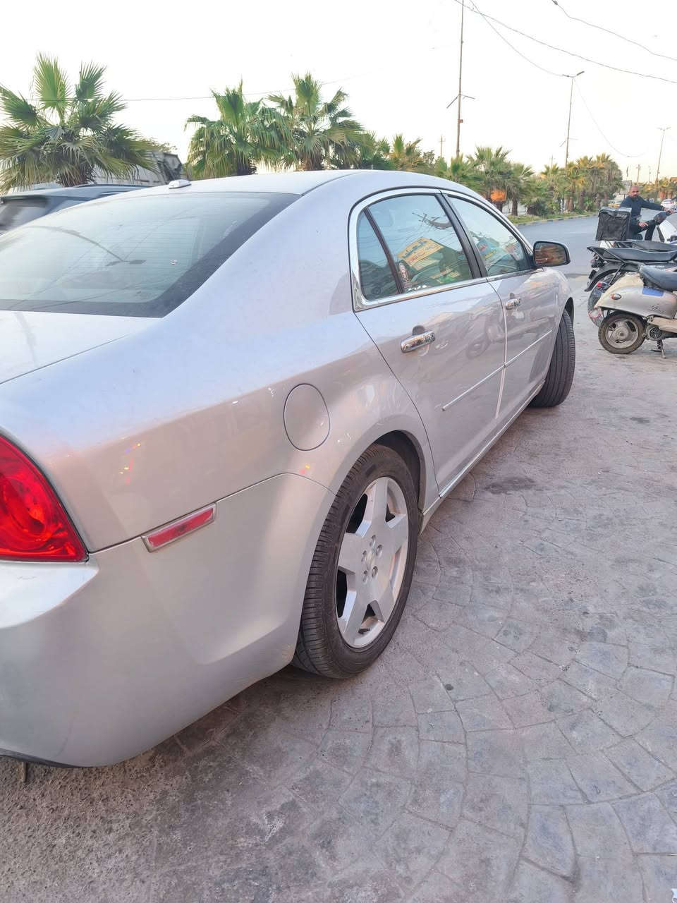 ماليبو ١٢ للبيع ب٨٨ ورقة
مكانهة بغداد البنوك بيهة جاملخ وبيباب ثنين صبغ اثر شخوط رقمي *********** رقم سلمانية
