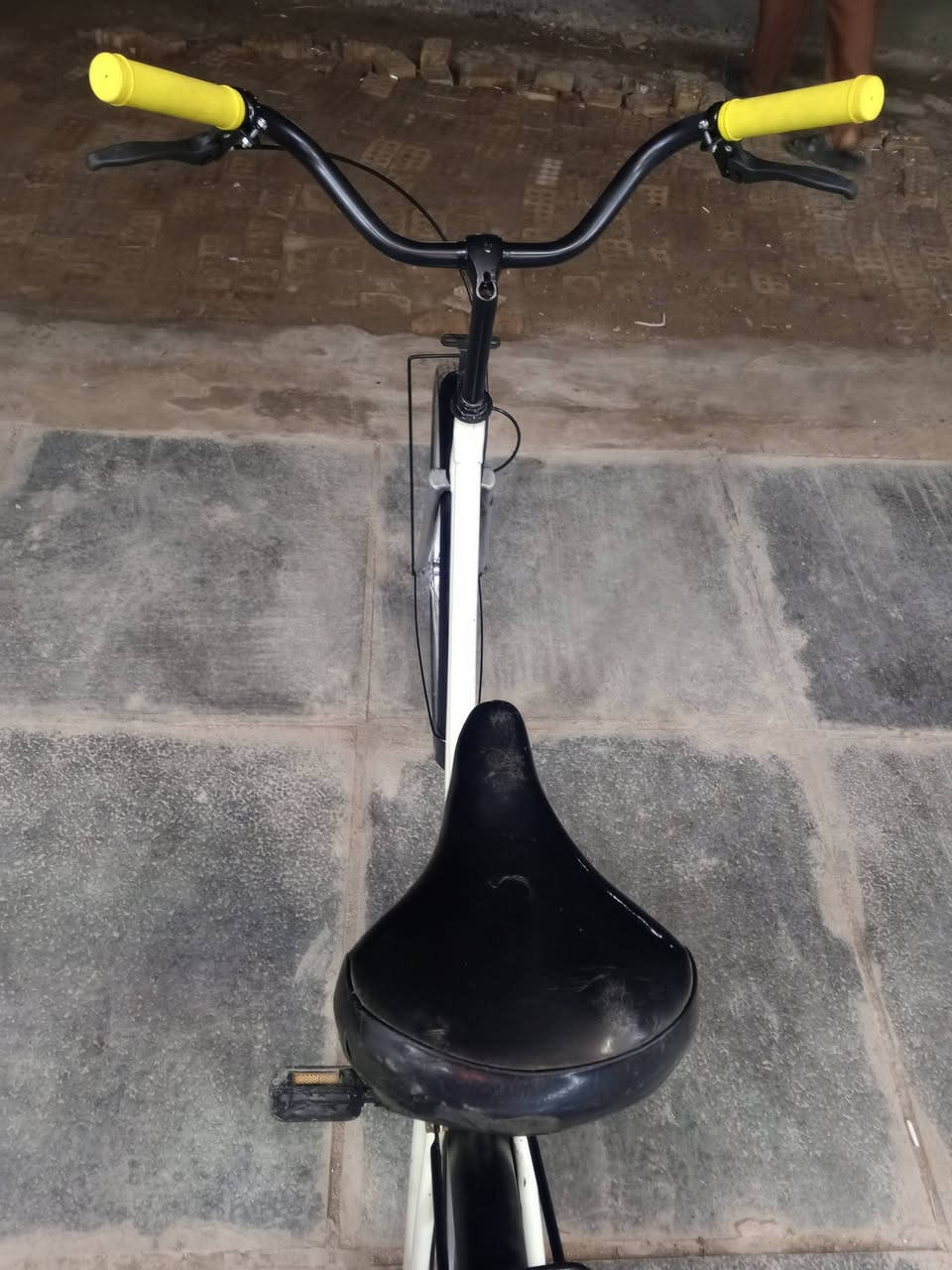 سلام عليكم باسكل للبيع العنوان بغداد تقاطع النهروان السعر اتصل الرقم *********** الشراي يتصل الماشة امبدلة هوة تلبيس يعني تجاري بس نضيف ابريك كامل نضيف جدا اتصل الرقم
