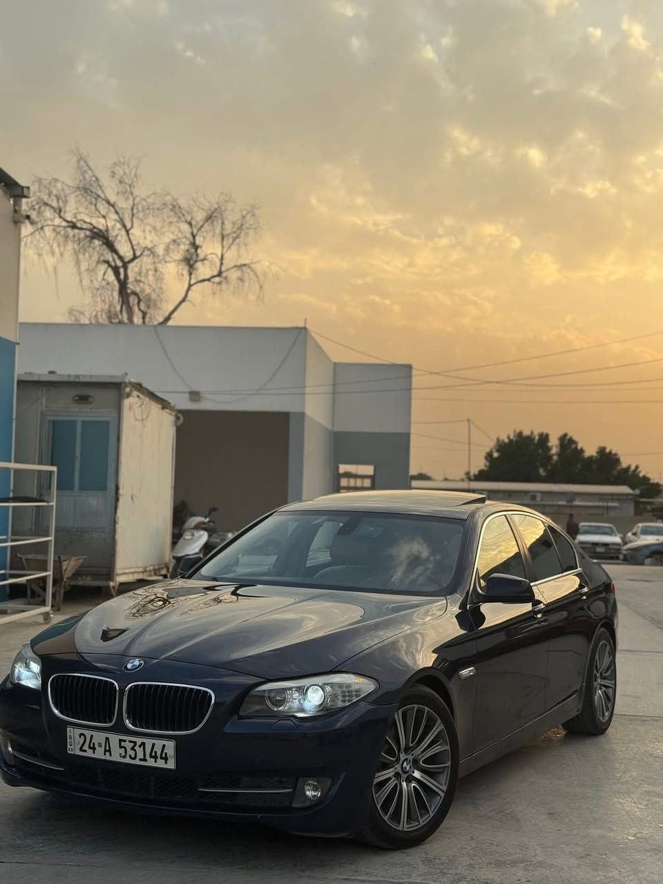 السلام عليكم
للبيع bmw  حجم 528  موديل 2012
ماشية 128 الف كيلو حقيقي
السيارة كلين مكفولة 
تريد وكالة تريد تحويل
السعر 155 وبي مجال 
***********
مكاني النجف
