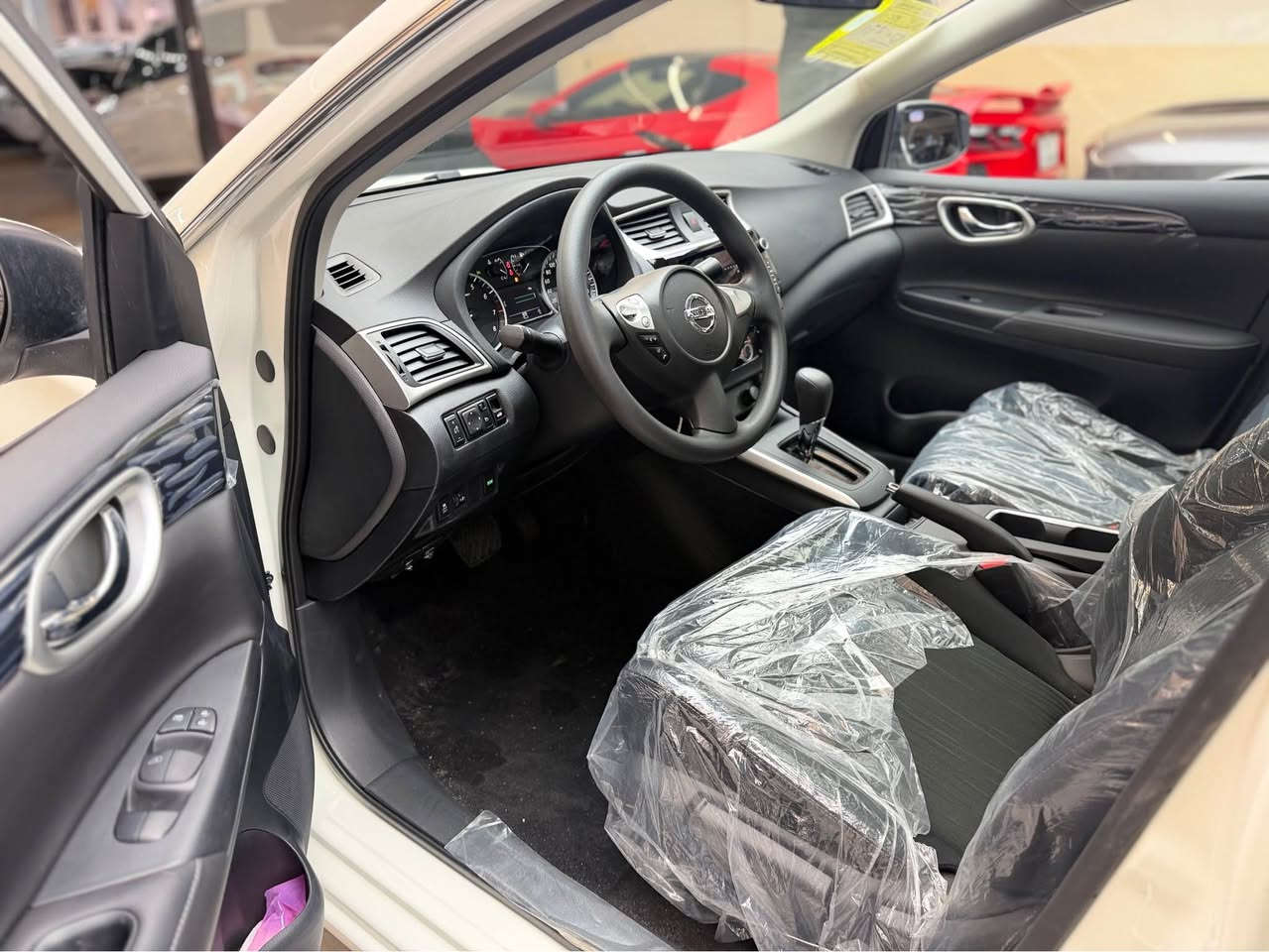 نيسان سنترا 2025 صفر مرقم جاهز نص فول فتحه مكان اربيل شركه مصطفى كارس بيع مراوس سعر 130 ورقه للاستفسار ***********/*********** أربيل, العراق
