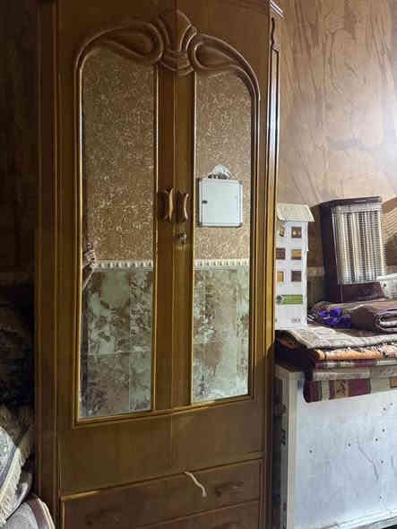 السعر 1000 مليون و بيه مجال 

العنوان البصره الامن الداخلي 

الرقم ***********
