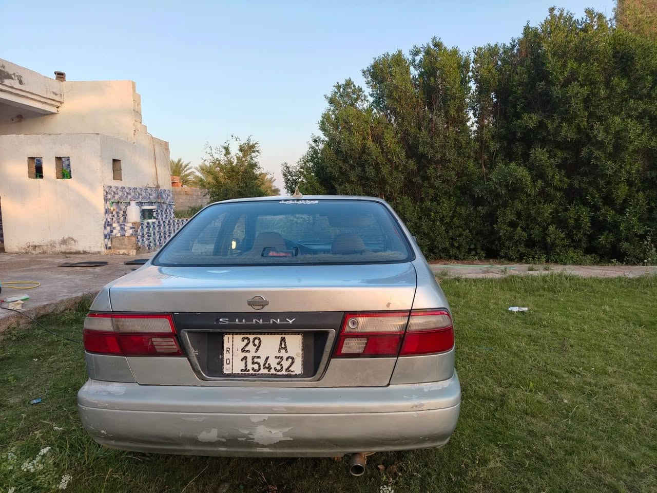 *للبيع نيسان سني 2000* 🚗💨
*المواصفات:*
- *النوع*: نيسان سني Nissan Sunny 
- *الموديل*: 2000
- *اللون*: رصاصي سلفري 
- *الگير*: اوتوماتيك
- *المحرك*: 1600cc
- *السنوية*: صالحة إلى 2028
- *مكان السيارة*: واسط - شيخ سعد

*مميزات السيارة:*
1.  سيارة عملية واقتصادية جداً بالبنزين
2. نظيفة وبحالة ممتازة 
3.  جاهزة للتحويل وكلشي بيها واضح
&بها نواقص بسيطة 
*السعر*:50ورقة قابل للتفاوض والشراي ما نقصر وياه
*للاستفسار الاتصال*:  ‏‪***********‬‏

#غير متواجد على الفيس بوك للاستفسار الاتصال على الرقم اعلاه
