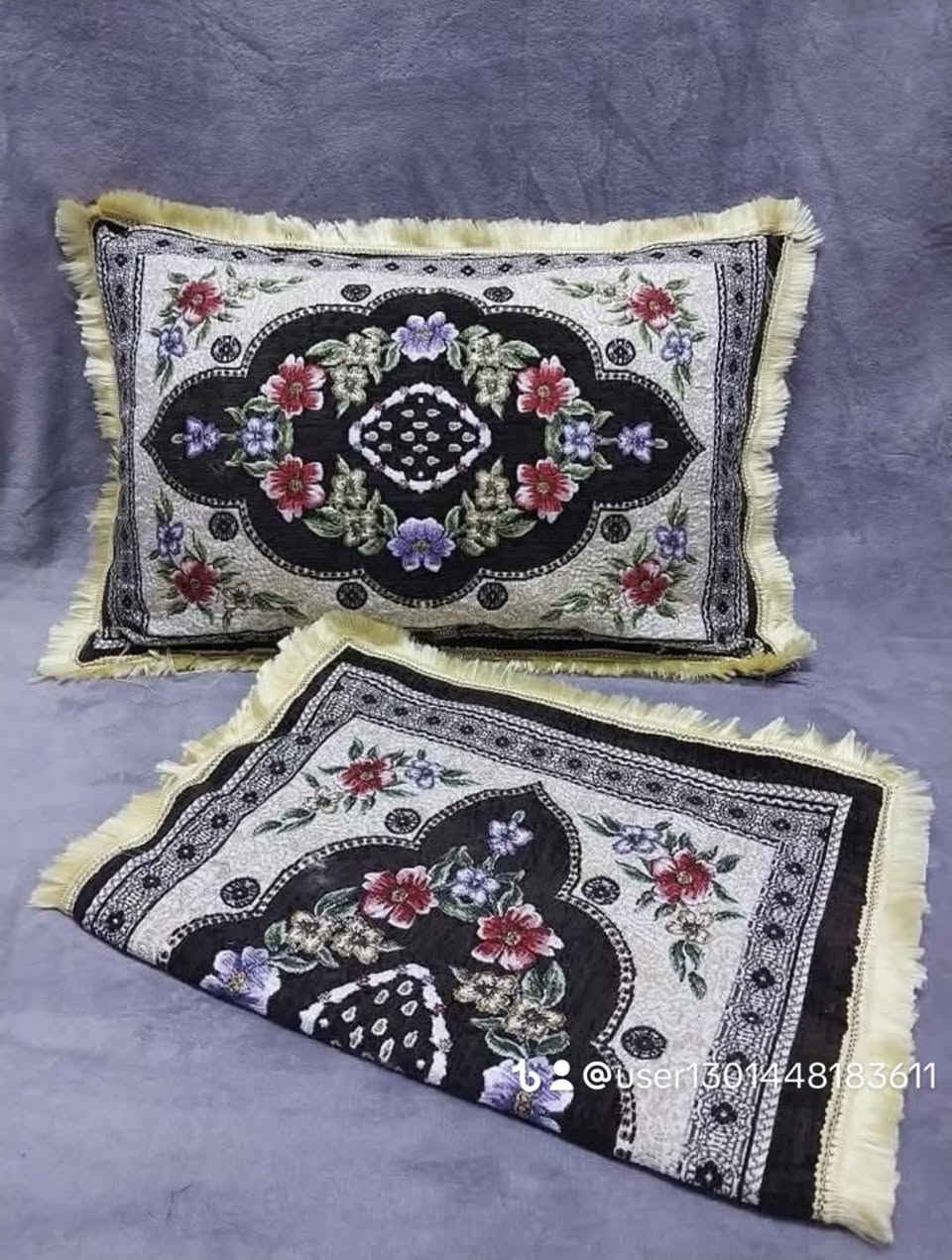 احجز. الكميه محدوده. ماكوو توصيل. وجه مخده سوري شانيل درجه اولئ. سعر الدرزن ب 20 الف فقط. العنوان كوت. الانوا ر شارع المنطقة قرب مطعم صدام ابو الكباب ت ***********
