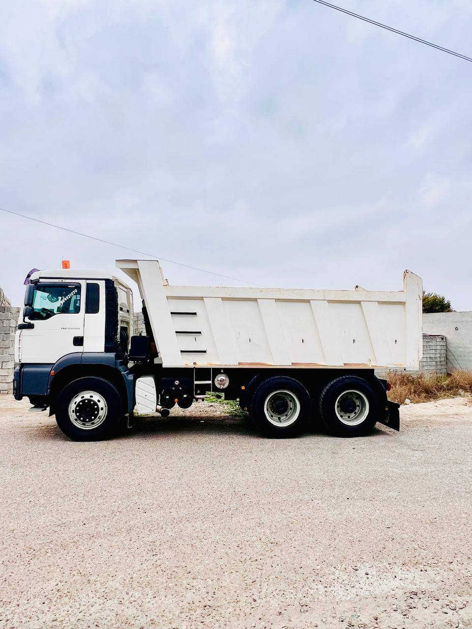 سلام عليكم للبيع مان تيكا  فحل 2009خليجي بلادية 24 مكينة 400 مجموعه Gfشاصي محرك كير كفالة كير عادي ابو السيم سنوية جديد  باقي تفاصيل اكثر 

 ***********
