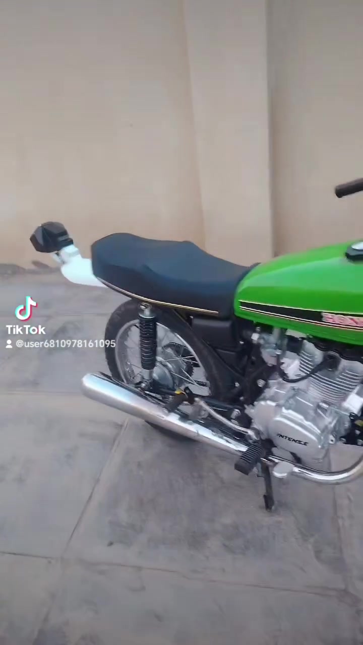 سلام عليكم دراجه البيع صالها شهرين من معمره وراق سنكر دراجه جاهزه ماعوزها برغي بخدمتك الشراي مكاني العماره المشرح ***********
