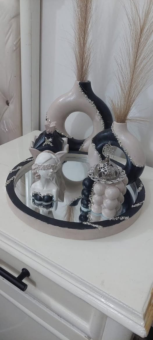 اختاري القطع الأنسب والأجمل لبيتك🏠✨
اللون والاضافة حسب الطلب 💛
يوجد توصيل 
تواصل خاص وتدللون🤍


**إذا كنت صاحب هذا الإعلان وتريد حذفه لأي سبب، رجاءا أرسل رسالة إلى الدعم الفني**