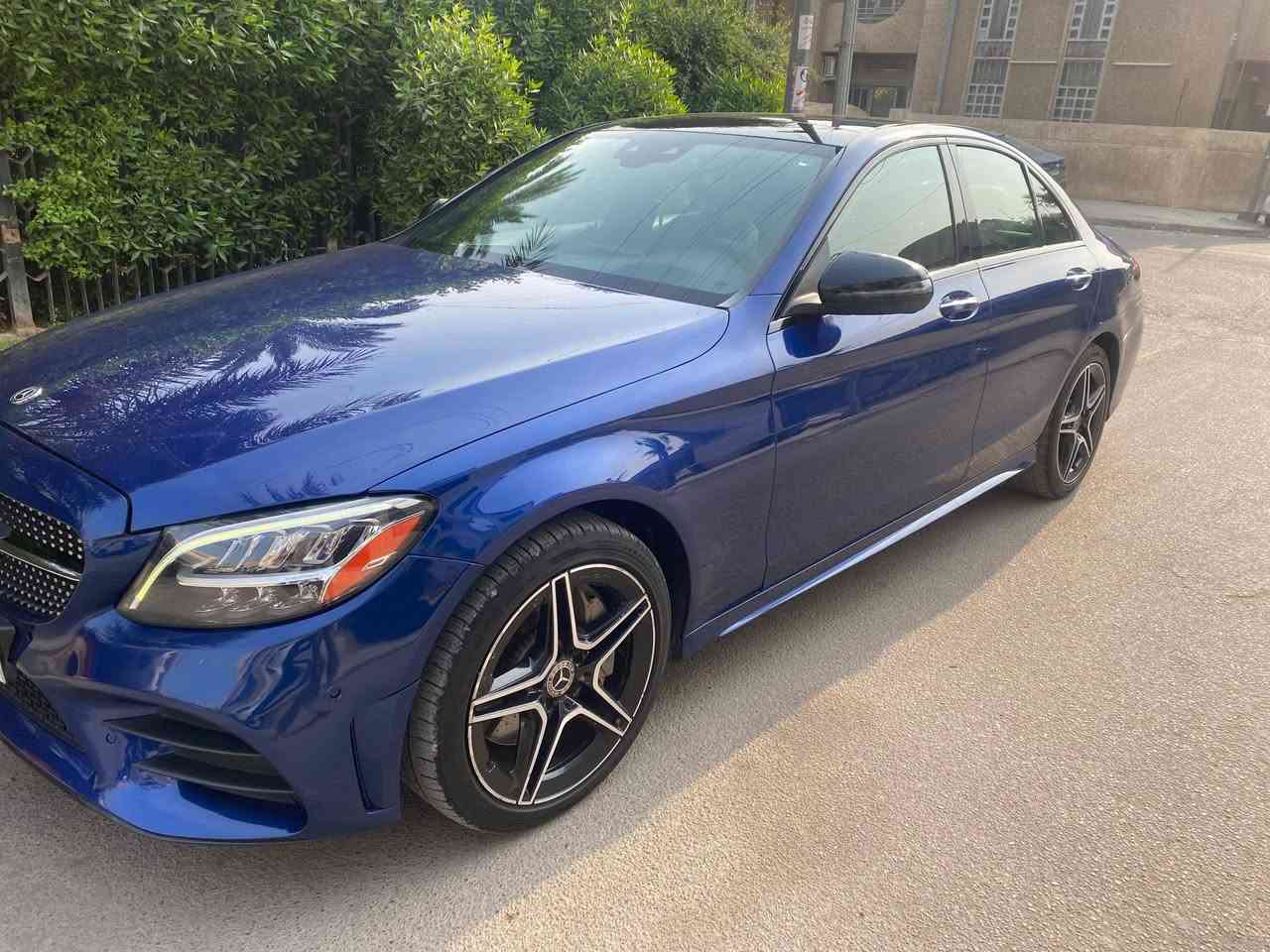 السلام عليكم
للبيعc3002020Mercedes
بانورما سستم سماعات برومستر
كامره خلفية دواره
جنطة كهرباء كشنات تدفئة كشنات كهرباء
اوتو بارك  داخل لدات64 لون
داخل اسود ستيرن تدفئه بصمة أبواب بصمه تشغيل
شاحن وايرلس
ماشية76الف
وارد امريكي(حادثها فقط جاملغ اليمنه) كير ومحرك مكفولات من الفتح والتبديل
العنوان بغداد الغدير
الهاتف ***********
َمكلف بالنشر

