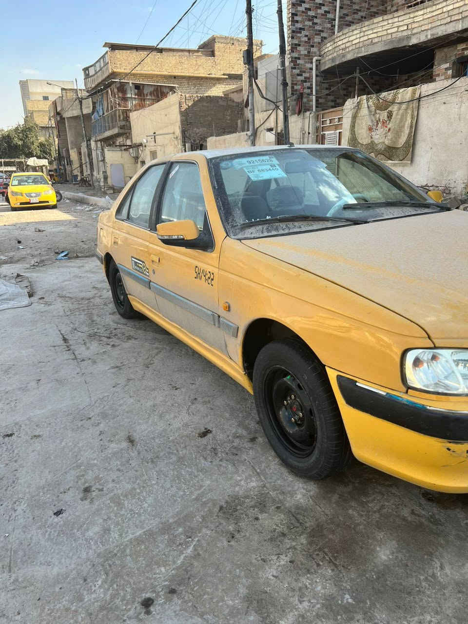 السلام عليكم بجو بارص موديل 15 سيارة جاهزة كبل للشارع كير محرك جديد صدر جديد تخم تاير جديد تبريد ثلج❄ سيارة جديدة بمعنى الكلمة رقم بغداد دولي مصفرة هيئة وغرامات تحويل ثاني يوم مكان بغداد مدينة الصدر رقم الهاتف *********** مكلف بالنشر اتصال فقط
