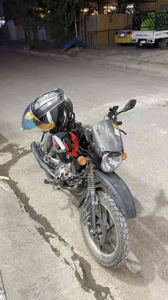 بوكسر موديل 22 الدراجة على ايدي من الشركةمرقم بسمي تحويل ثاني يوم  
الدراجة خير من الله جاهزة من كلشي انكر سلف واطلع
رايدها( بواحد 800) 
***********
