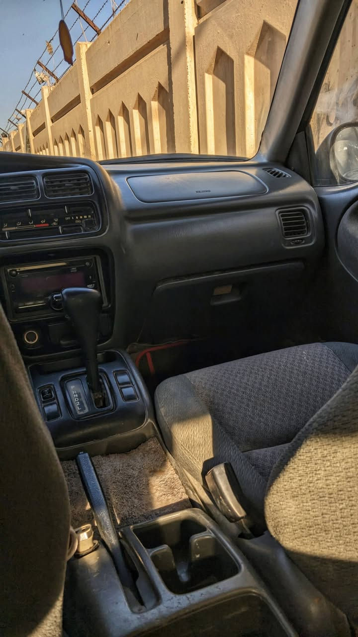 اخوان سوزوكي موديل 2000 محور محرك الفين 1JZ ياباني سيارة سفر و شارع و شغل و بر صرفهة قليل مال جناية مي و دهن و بنزين و انسه لان ياباني تاكل الشارع اكل شلعة رزانة شاصي شيلمان حديد بلادي تخيل سبير وياهة للبيع مال وزة تاخذهة تجنيهةة

.  52 قفل ماخذهة من جناي قفل
. واتس ايضا موجود ***********
رقم بغداد السيارة كير اوتو
