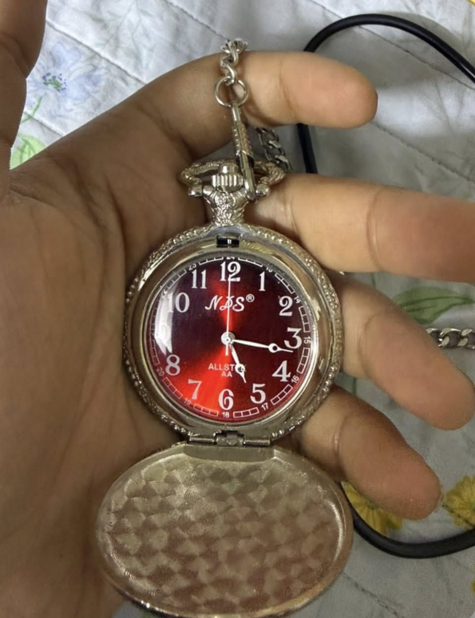 ساعة جيب من ماركة nivadas السويسرية تكويك 7احجار (مراوس بكامرة قديمة)🔴


**إذا كنت صاحب هذا الإعلان وتريد حذفه لأي سبب، رجاءا أرسل رسالة إلى الدعم الفني**