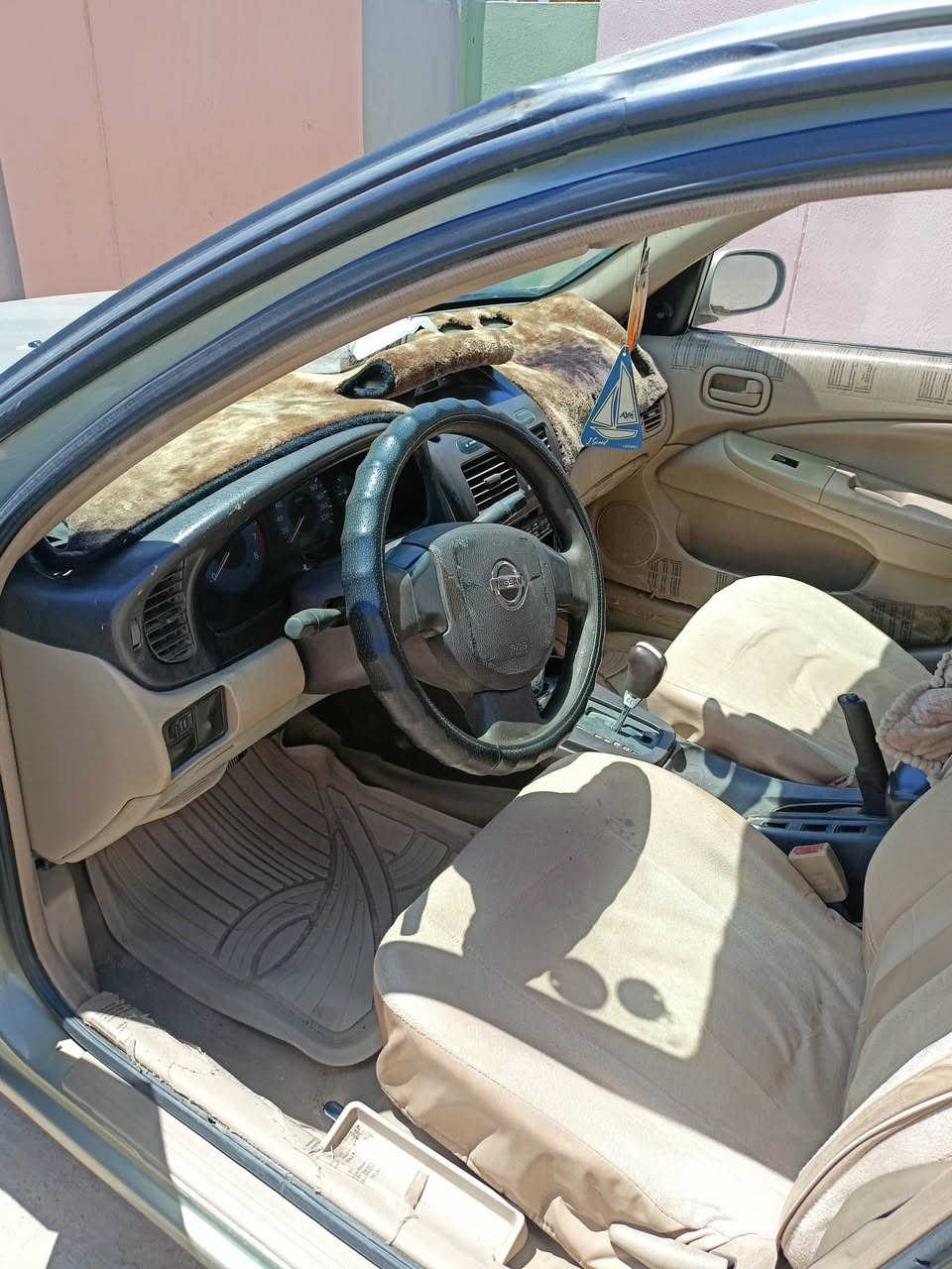 سني 2010 شركة ماشية 274 بيها قطعتين تبديل .. سيارة على البلاد ما متعوبة شرط التحويل رقم سليمانية مكانها تكريت القادسية .. السعر 88 وبيها مجال قليل .. مكلف بالنشر... ترهم مراوس باحدث.... رقم صاحب السيارة ***********
