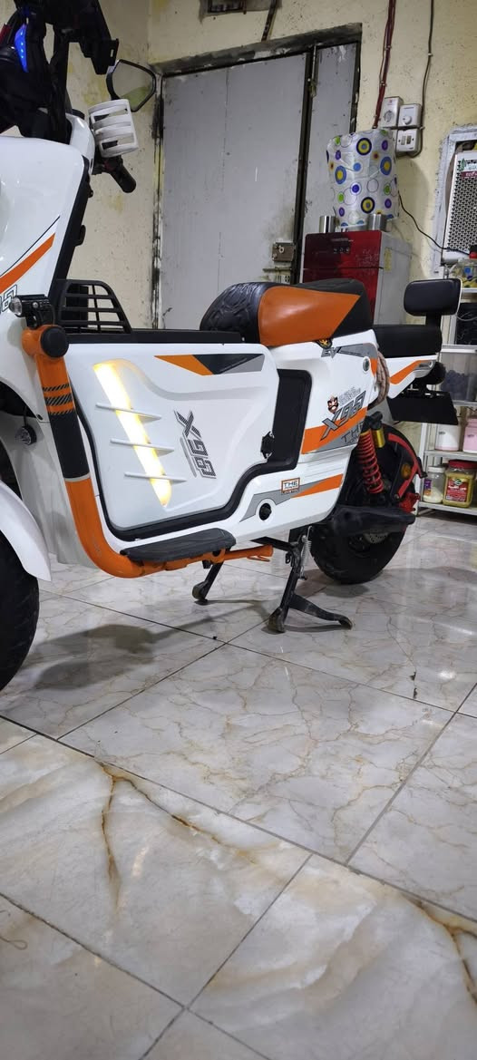 سلام عليكم
دراجه شحن X900
ما صار لها 4 اشهر للبيع
ملف 2000  
5 باتري كبار 33 امبير
لايت زنون مع بلوجكترات عللي ابيض ناصي اصفر
بصمه و دبل سويج تشغيل و دبل سويج صندوق
صندوق خزن امامي
شاشه ايباد تحديد عطل وغيره
سرعه 120 وهمي و الحقيقي 70 مع الوزن
تواصل لمعرفه تفاصيل اكثر ***********
مكان البصره الزبير
السعر 500 وبيها مجال بسيط للشراي ادخل واتساب و تدلل .
