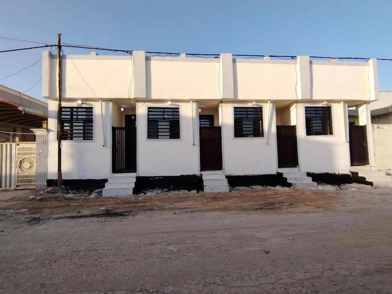 #مكتب_الخليج_للعقار عامود/327
عرض جديد وعرض مميز بلاش 😳😳

بيت للبيع.  مساحه 50 م مربعه/  

_______________☎️***********

البيت شغل جديد 

كامل من كلشي بلاش بلاش😲

كل هاذه وبسعر 22 مليون  وبيه  مجال 

#ملاحضه البيت تسليم مباشر مفتاح   موقع مميز 

#عنوان المكتب مقابل ملحق قرية الغدير #عمود_327 مباشر #النجف_الاشرف 

غرفه نوم1. صاله.. مطبخ.. ... صحيات ... ومنور 

شارع تبليط // 14 م معا ناره ليليه

مكتب الخليج للعقار *********** واتساب 

#ملاحظة// نعمل على بناء الدور   نقداً و بأسعار مناسبه او ترميم
