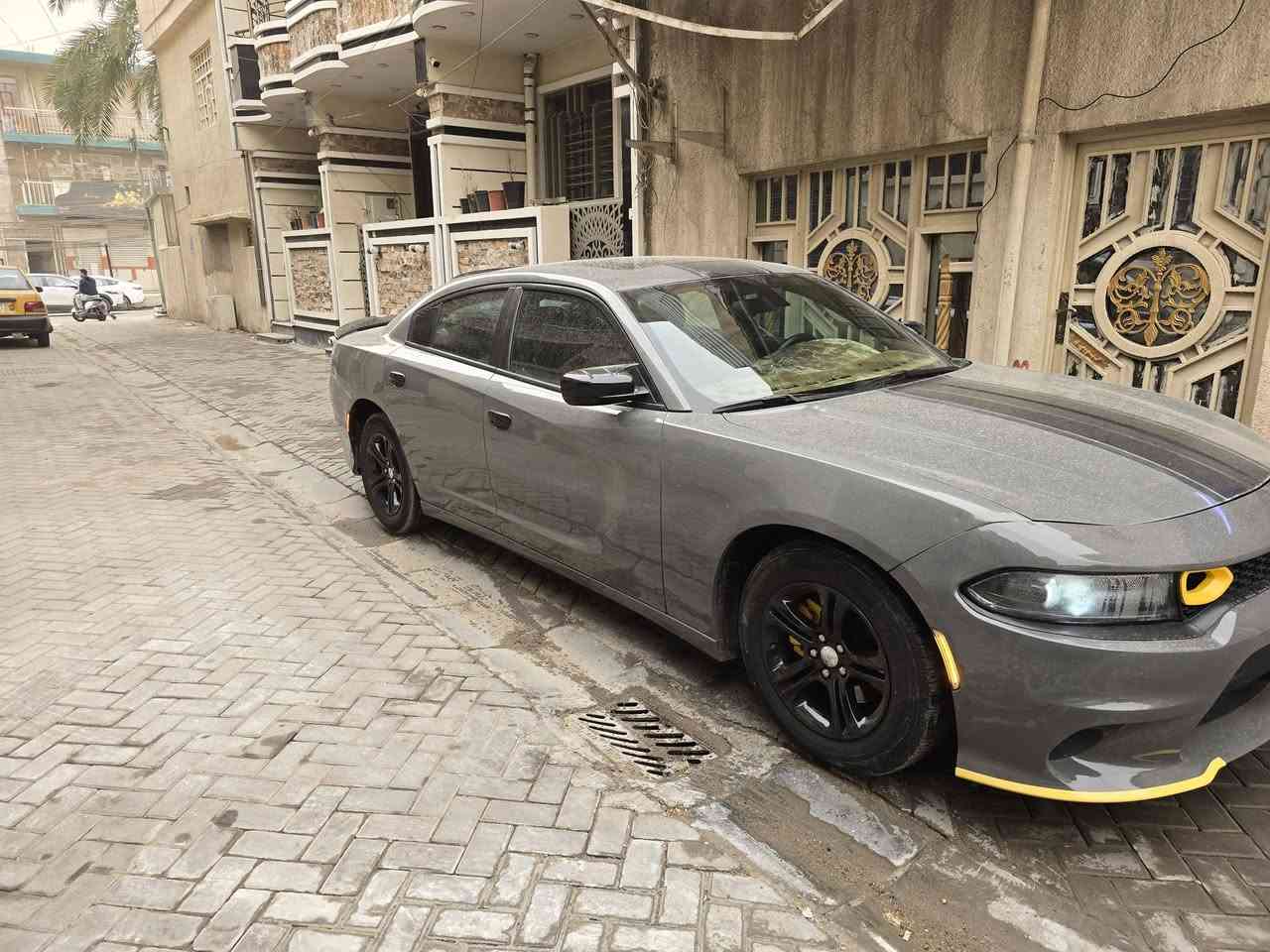 السيارة موديل 19 بدون حادث ايرباكات كلهة سليمة ماشية 54 الف كيلو حادث بالعراق جاملغ خلفي 
مواصفات السيارة فول واحد على واحد فتحة سقف حساس خلفي كامرة خلفية كشنات كهرباء تدفئة وتبريد  رادار 
السيارة جاهزة ماتصرف عليهة ابد رقم انبار معوقين تصير حرة بعد 4 شهور بالضبط السعر 210 وبيها مجال للتفاوض 
للإستفسار الاتصال ع الرقم 
***********
