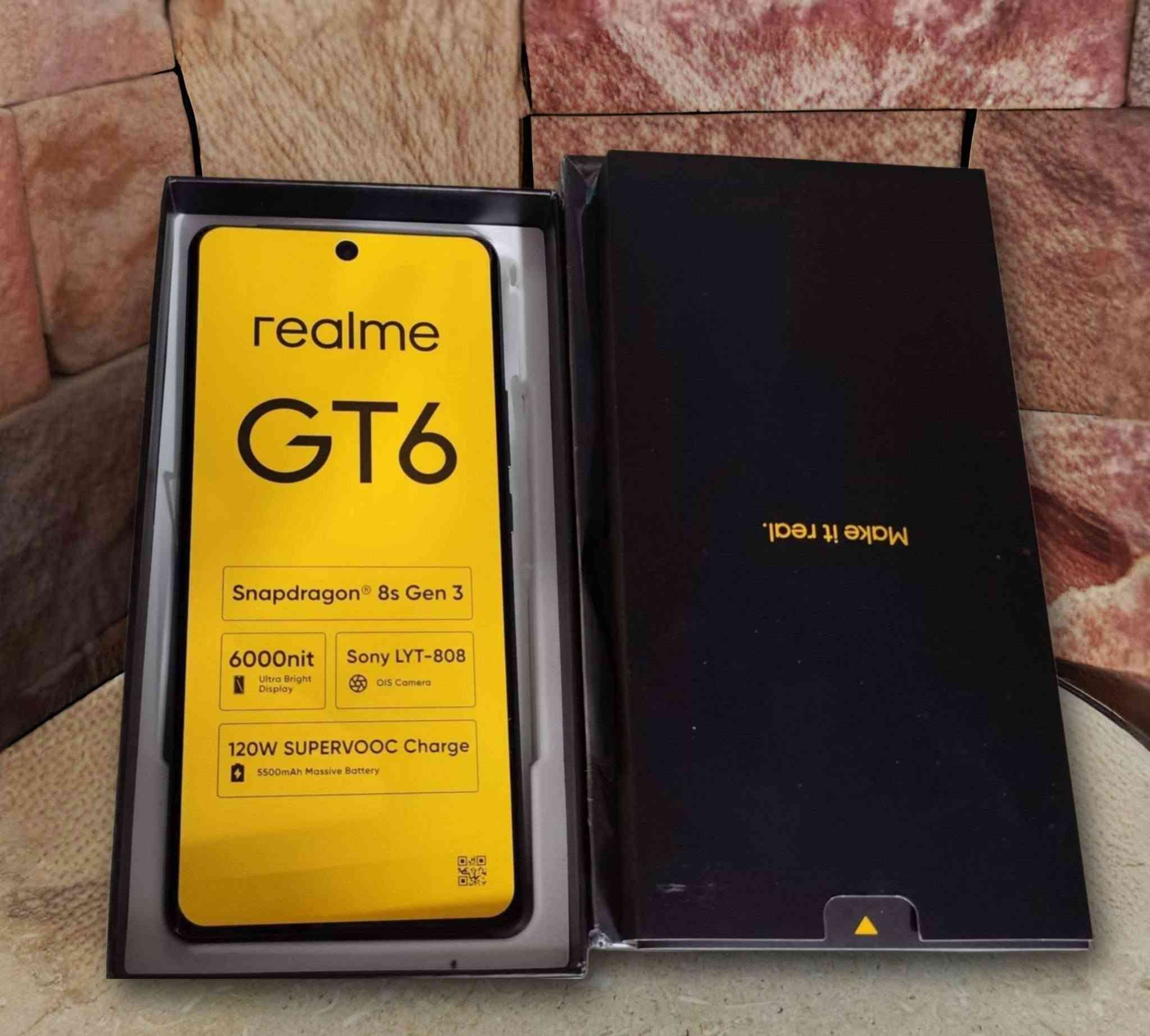 ريلمي Realme GT6 5G فلاكشب كيلر 
مستخدم نظافه فوول كامل الملحقات 
بوبجي 120 فريم وجميع الالعاب بااعلى دقة
الذاكرة الداخلية : 256 الــرام : 12+12
المعالج : Snapdragon 8s Gen 3
البطارية 5500 ملي أمبير الشحن السريع 120 واط
السعر وباقي التفاصيل خاص متوفر توصيل بااعتماد


**إذا كنت صاحب هذا الإعلان وتريد حذفه لأي سبب، رجاءا أرسل رسالة إلى الدعم الفني**