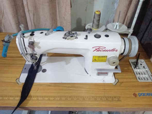 السلام عليكم للبيع مكاين خياطة صناعي باسستر وجاكي سعر الوحده 170بغداد الشعب قرب مستشفى الزهراء الاهلي ***********ابو عباس
