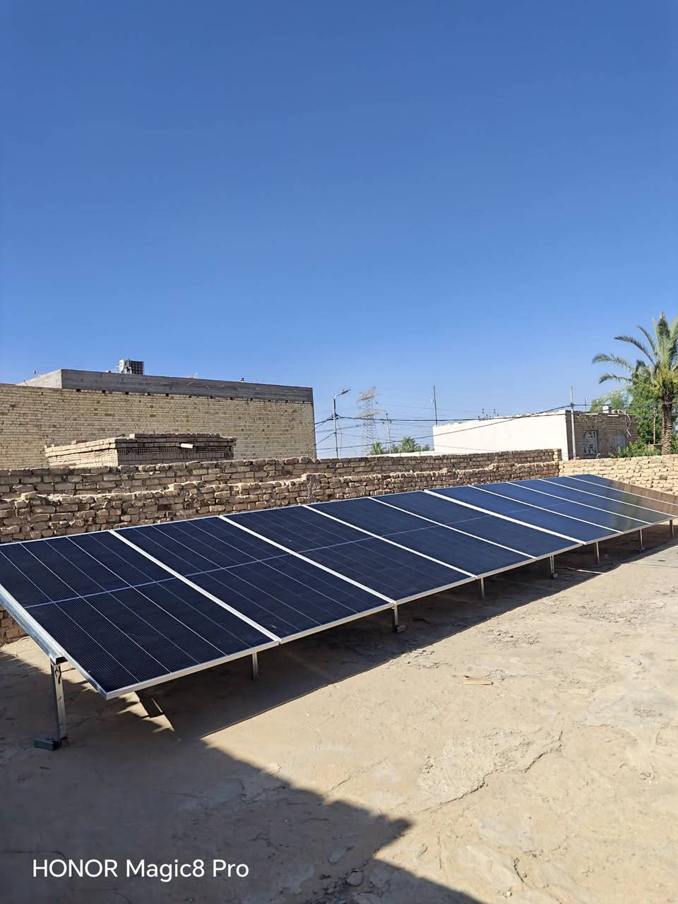 ☀️ وداعاً لانقطاع الكهرباء.. طاقة مستدامة وبأعلى كفاءة هندسية!

​على بركة الله وتوفيقه، تم إنجاز وتشغيل منظومة طاقة شمسية متكاملة في قضاء الشافعية، بإشراف كادر هندسي متخصص لضمان أعلى مستويات الأمان والاستقرار.

​🛠️ المواصفات الفنية للمنظومة:

 إنفيرتر حديث من شركة Rising بقدرة 11KW.
​ بطارية ليتيوم من شركة Rising بقدرة 16KW.
​ ألواح Jinko الشهيرة بقدرة 650W (الإصدار الجديد والأحدث Neo 3).
​بورد سيطرة وحماية شامل مع استخدام أسلاك نحاسية نقيّة (6mm) مخصصة للتحمل العالي.

​✨ مميزات تجعل هذه المنظومة خيارك الأفضل:

 تجهيز تيار مستقر يصل إلى 20 أمبير ليلاً ونهاراً.
 المنظومة مصممة لتكون قابلة للتطوير الزيادة مستقبلاً بكل سهولة (إضافة ألواح إضافية للاستخدام المهاري، أو بطاريات للاستخدام الليلي).

​أمان وراحة بال و ضمان حقيقي وشامل لجميع أجزاء المنظومة + صيانة دورية مجانية.

​💰 التكلفة الإجمالية (شاملة كل شيء) 7 ملايين دينار عراقي فقط.

​📦 ملاحظة: تتوفر لدينا منظومات بمختلف القدرات لتلبية كافة الاحتياجات وبحسب طلب الزبون.

​⚡ استثمر في راحتك ووفر مصاريف المولدات الأهلية.

​📞 للتواصل والاستفسار:

​الهاتف: ***********
​المهندس محمد الهلالي
