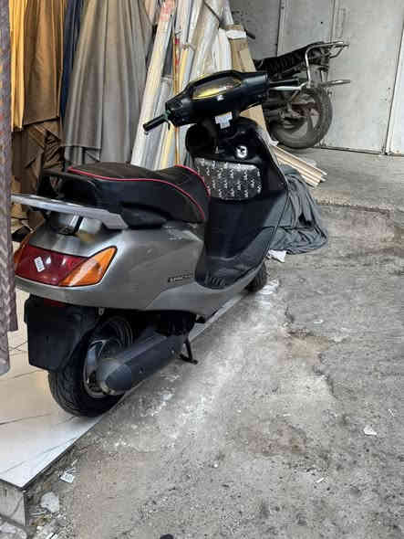 السلام عليكم سبيسي مال رمبه للبيع مكفوله كفاله عامه صالصه شهرين بل شارع لدراجه جديده معنه لكلمه وباقي تفاصيل ع خاص او رقم ***********
