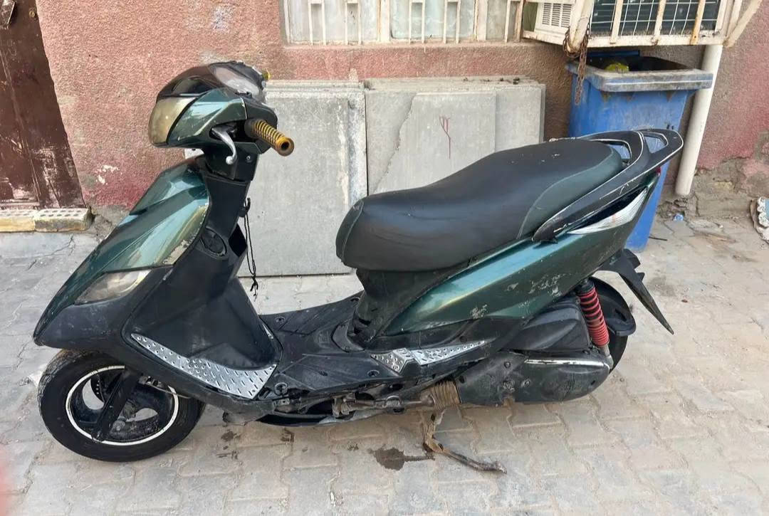 السلام عليكم دراجه ماكس ثعلب نوزل بس شايل الجويتر وحاط كابريتر
صلنصه رياضي
لايت  لد
السعر 400 بيه مجال حك الجيه
مكاني بغداد الحريه


**إذا كنت صاحب هذا الإعلان وتريد حذفه لأي سبب، رجاءا أرسل رسالة إلى الدعم الفني**
