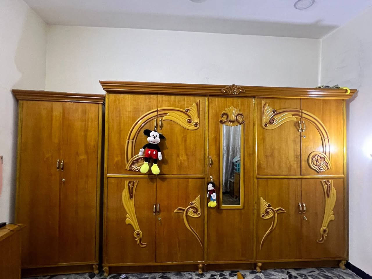 سلام عليكم غرفة نوم لليع مستخدمه نضيفه نضافه 90 % 
مابيهه اي ضرر او كسر 
مكاني بغداد الشعب 
ماعندي نقل 
سعرهه 650 وبيهه مجال بسيط


**إذا كنت صاحب هذا الإعلان وتريد حذفه لأي سبب، رجاءا أرسل رسالة إلى الدعم الفني**