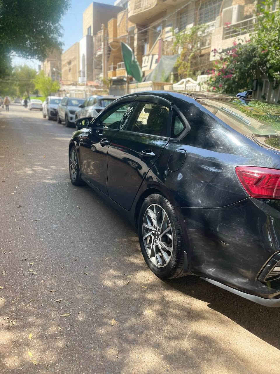 سلام عليكم فورتي ٢٠٢٠ للبيع السياره بيها قطع صبغ ابيع عام 
حادث السياره خلفي بجم كبس مكفوله شاصي ولغد ومكينه وكير وتبريد مكفولات رقم الجديد ب اسمي تحويل ثاني يوم 
العنوان بغداد الكاضميه ***********
