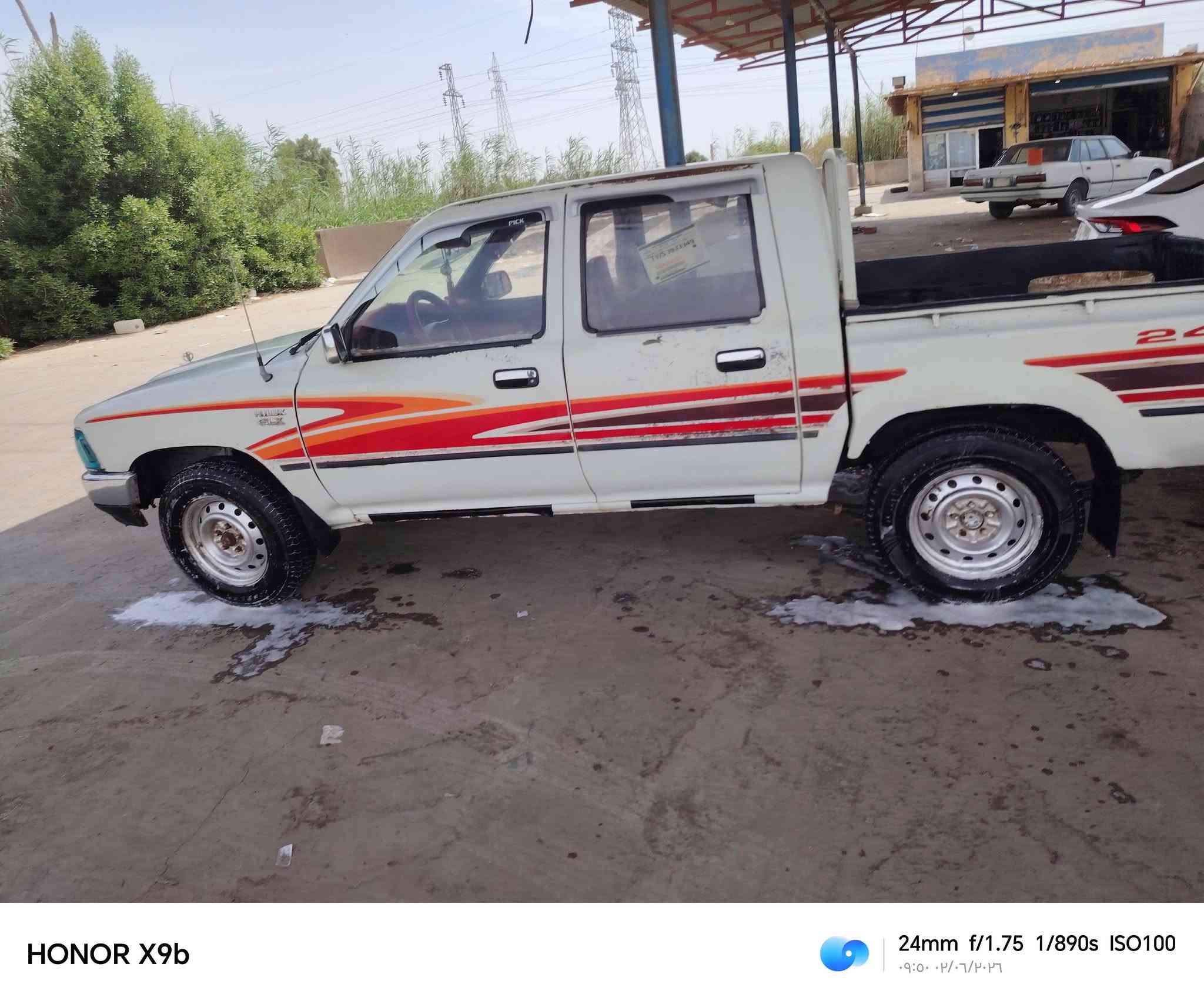 السلام عليكم
تيوتا ٩٢ نظيفه كلش حلوه السيارة جاهزه حدادية جديده تخم تاير مكينه كروسيده دواخلها جديده كهربائيات شغاله كلها السياره ما بيها نقص برغي
***********
***********
