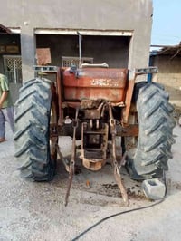 مكينه 780للبيع موديل 82 رقم بابل الماني منكان واسط الصويره استفسار عله...