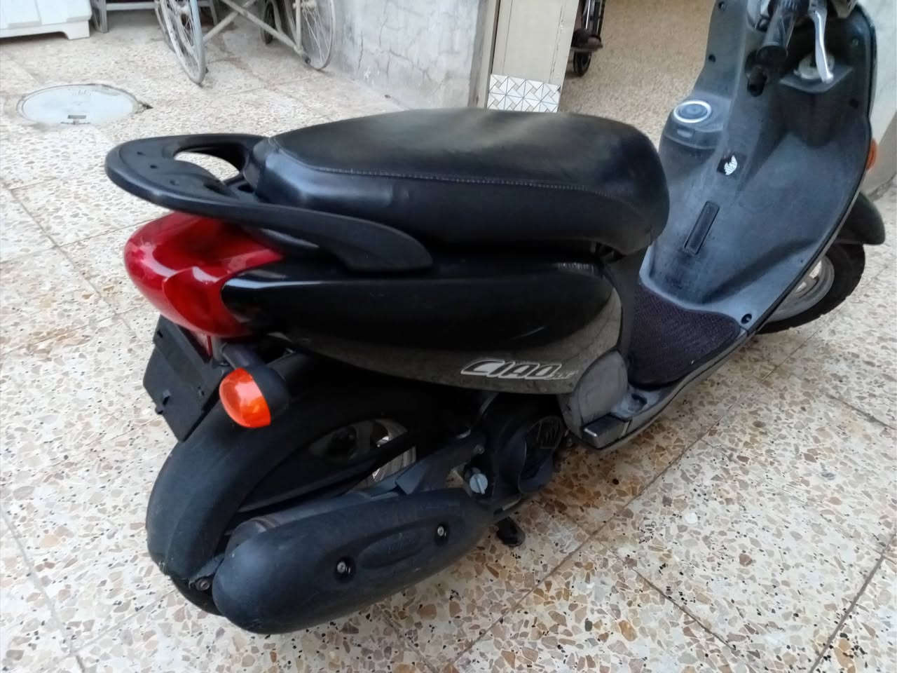 دراجه نظيفه لا مفتوحه ولا مجفته دراجه كل شيء ما بيه عنوان بغداد سعر 850 بها مجال شيء قليل ***********
