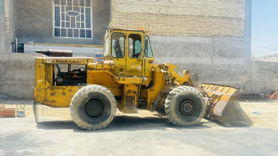 البيع موديل 81 رقم انبار  تحويل مباشر بريك اربع وياله تخم تاير محرك جديد تركم كله شريكه جاهز العمل عنوان بغداد سعر 135 طبكه طبكه بلاديه ***********4. ***********
