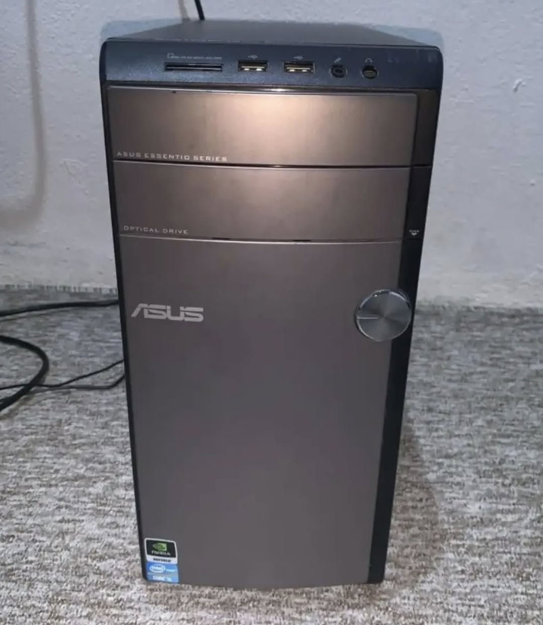 كومبيوتةرةكي لاو و ئةوزان بو لةعبا و تشتا core i5-3350p gpu invidea gt640 3gb ram 4 hdd320gb windos 10pro  سعر ٧٥ هزار و مةجالةكي باش ي تيدا جهي من دهوك 
واتساب / ***********
